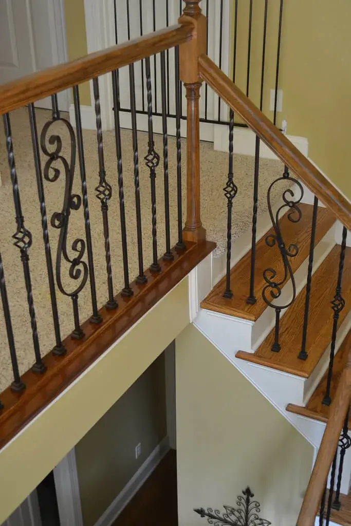 Contemporary staircase renovation