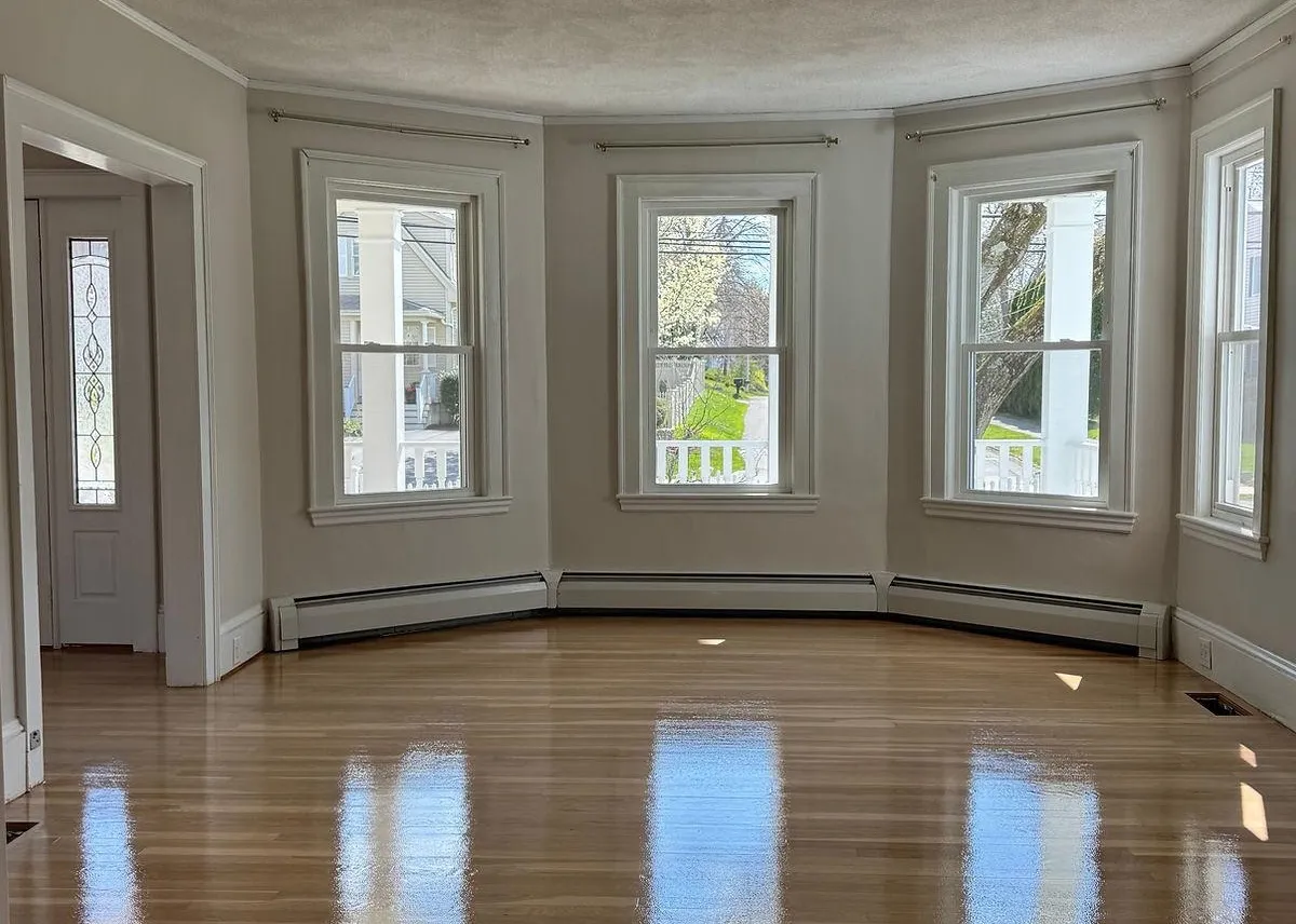 Hardwood floor refinishing in Dunwoody GA